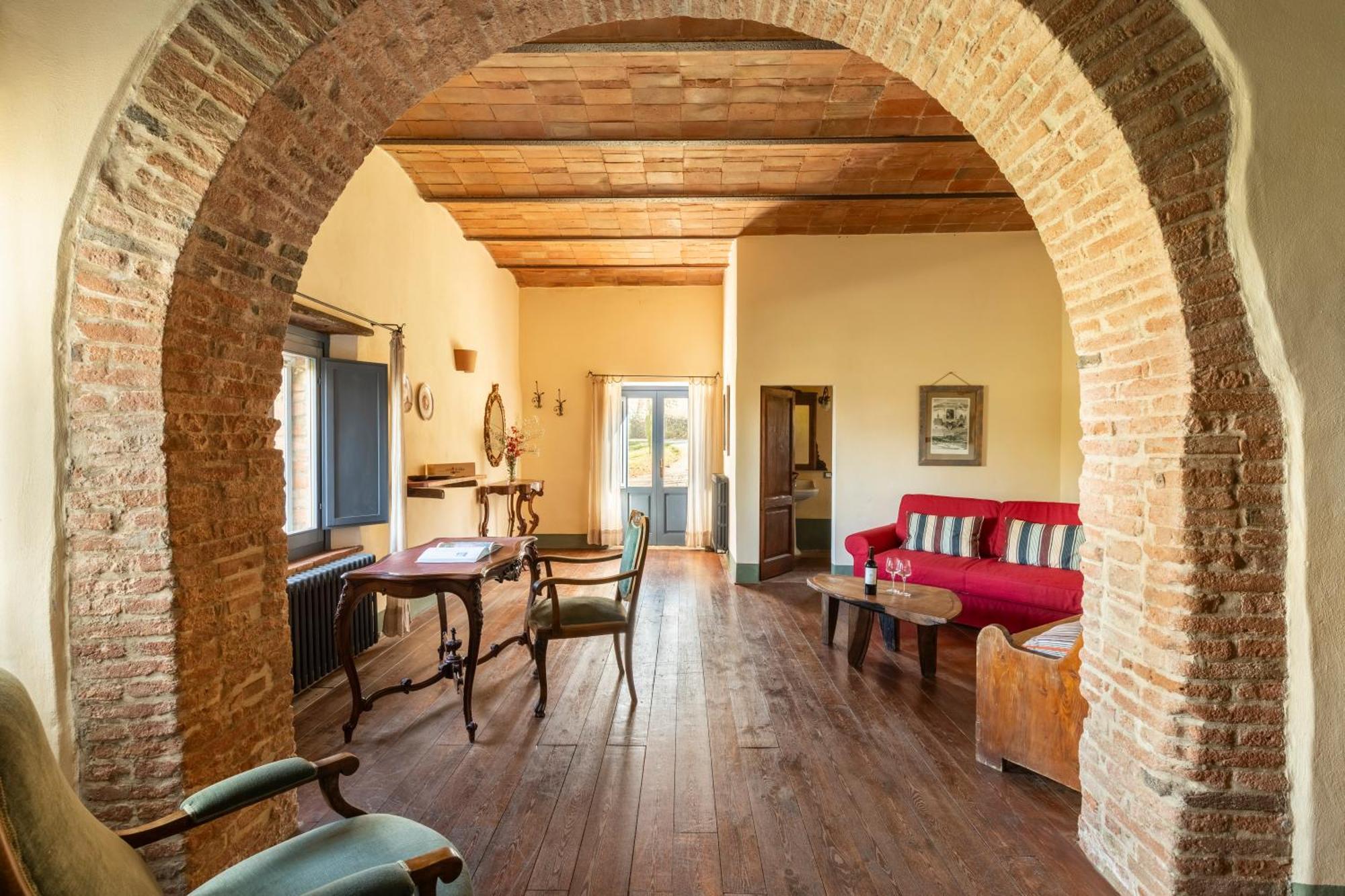 波迪尔蒙蒂酒店 Montepulciano Stazione 外观 照片