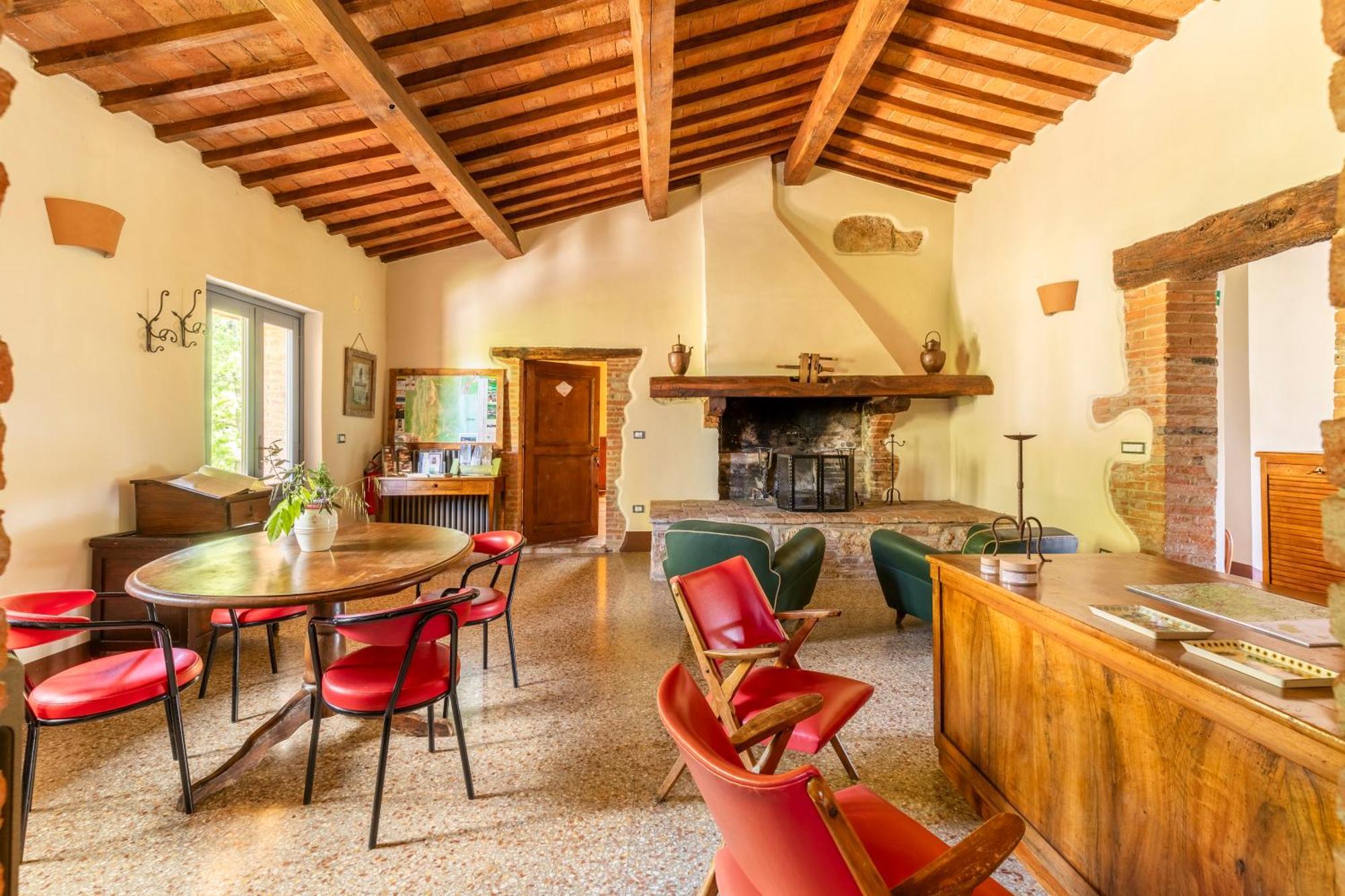 波迪尔蒙蒂酒店 Montepulciano Stazione 外观 照片